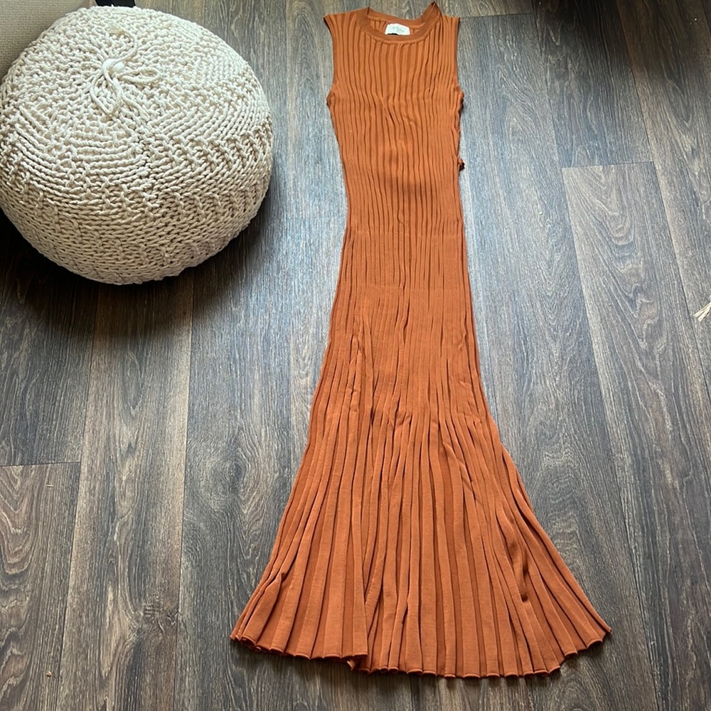 Dissh Dress